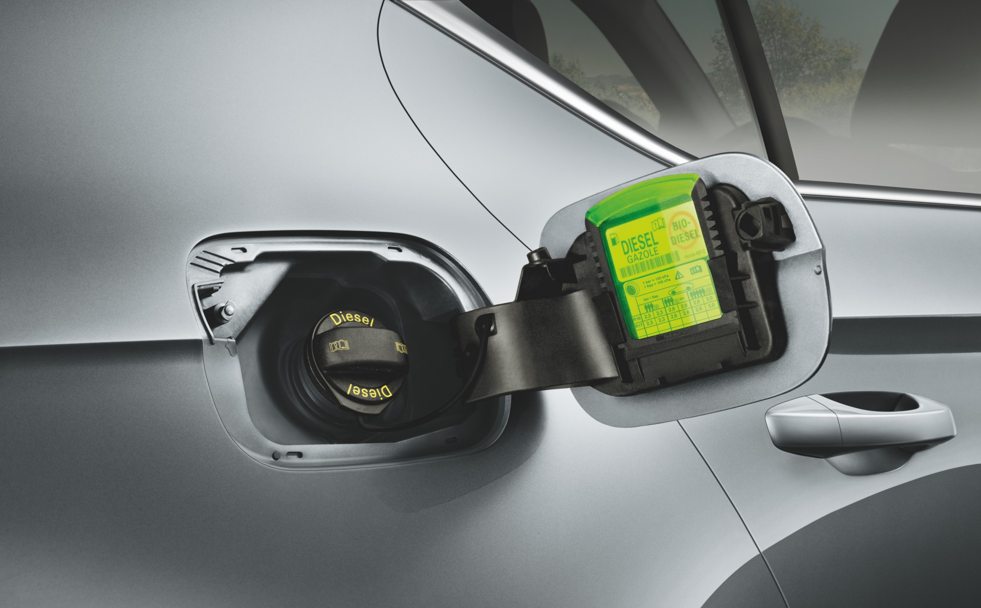 Well-equipped this winter: Attractive ŠKODA Accessories for cold season ...