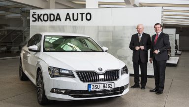 Podpora špičkové kultury: ŠKODA Superb pro Jiřího Bělohlávka