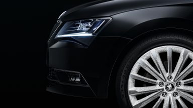 ŠKODA Superb Black Crystal: Světová premiéra v Praze