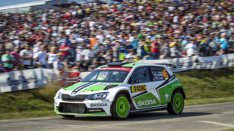 ŠKODA driver Kopecký extends his lead in the Rally Germany