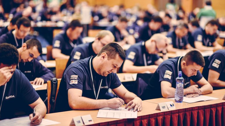 Weltweit beste ŠKODA Spezialisten ausgezeichnet