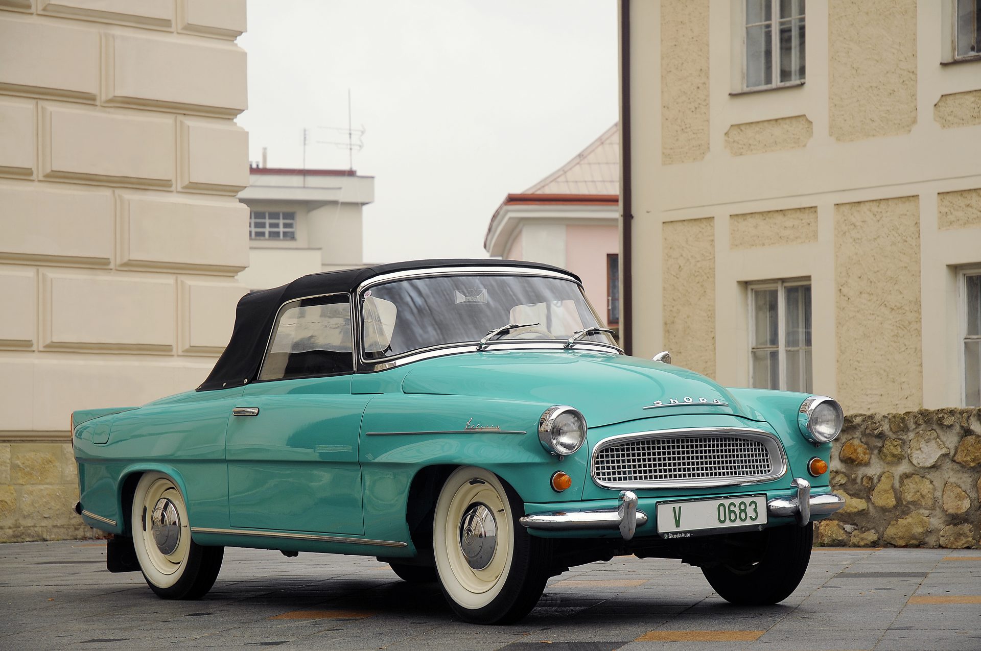 Fünf ŠKODA Oldtimer gehen bei der HamburgBerlinKlassik an den Start