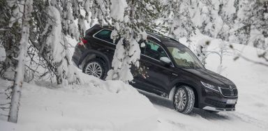 A School of Driving on Ice and Snow: KAROQ and KODIAQ Won’t Let You Down