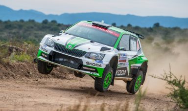 Argentinská rally: ŠKODA má dvojité vedení ve třídě WRC 2; Tidemand první, Rovanperä druhý
