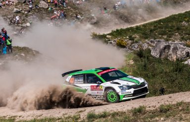 Rally Portugal: ŠKODA drivers Pontus Tidemand and Juuso Nordgren delayed by punctures