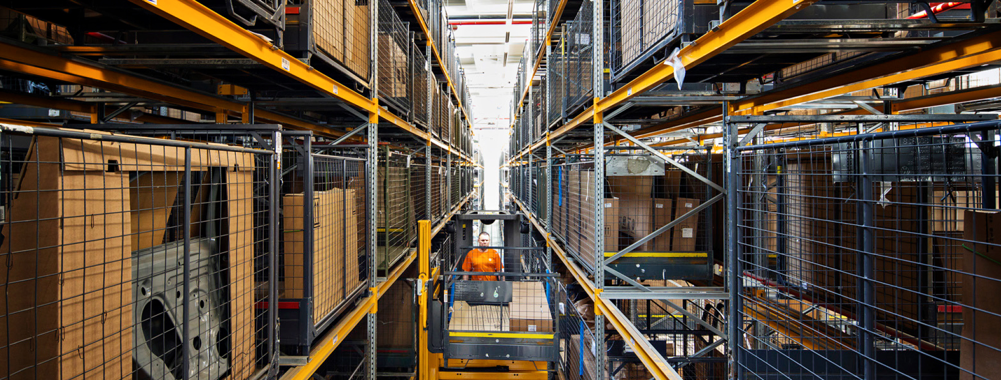 360° Tour of the Huge ŠKODA Parts Warehouse