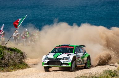 ŠKODA na Turecké rallye: Jezdci Jan Kopecký a Pontus Tidemand se v přímém souboji utkají o titul WRC 2