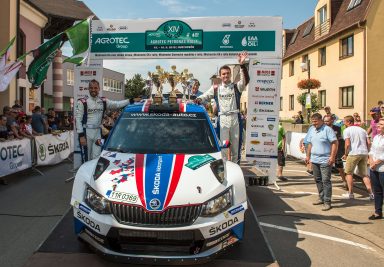 Rally Hustopeče: posádka ŠKODA Kopecký/Dresler vyhrála 20. rallye mistrovství republiky v řadě