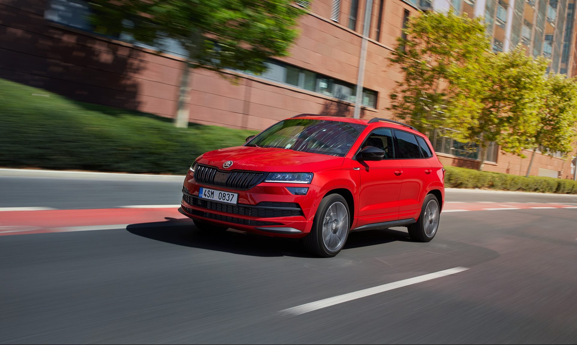 Finally Someone Explains The Skoda Karoq Sportline Quarzgrau - 4kw92k9