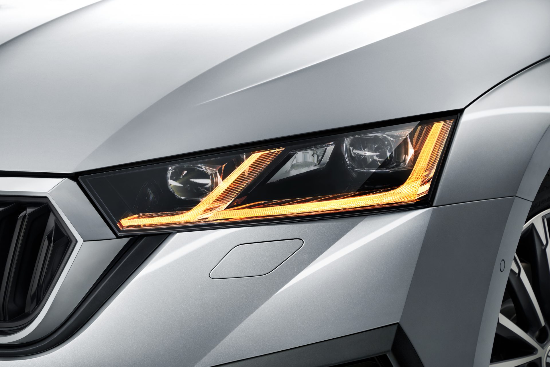 New technology shiftbywire, full LED Matrix headlights as well as numerous new safety