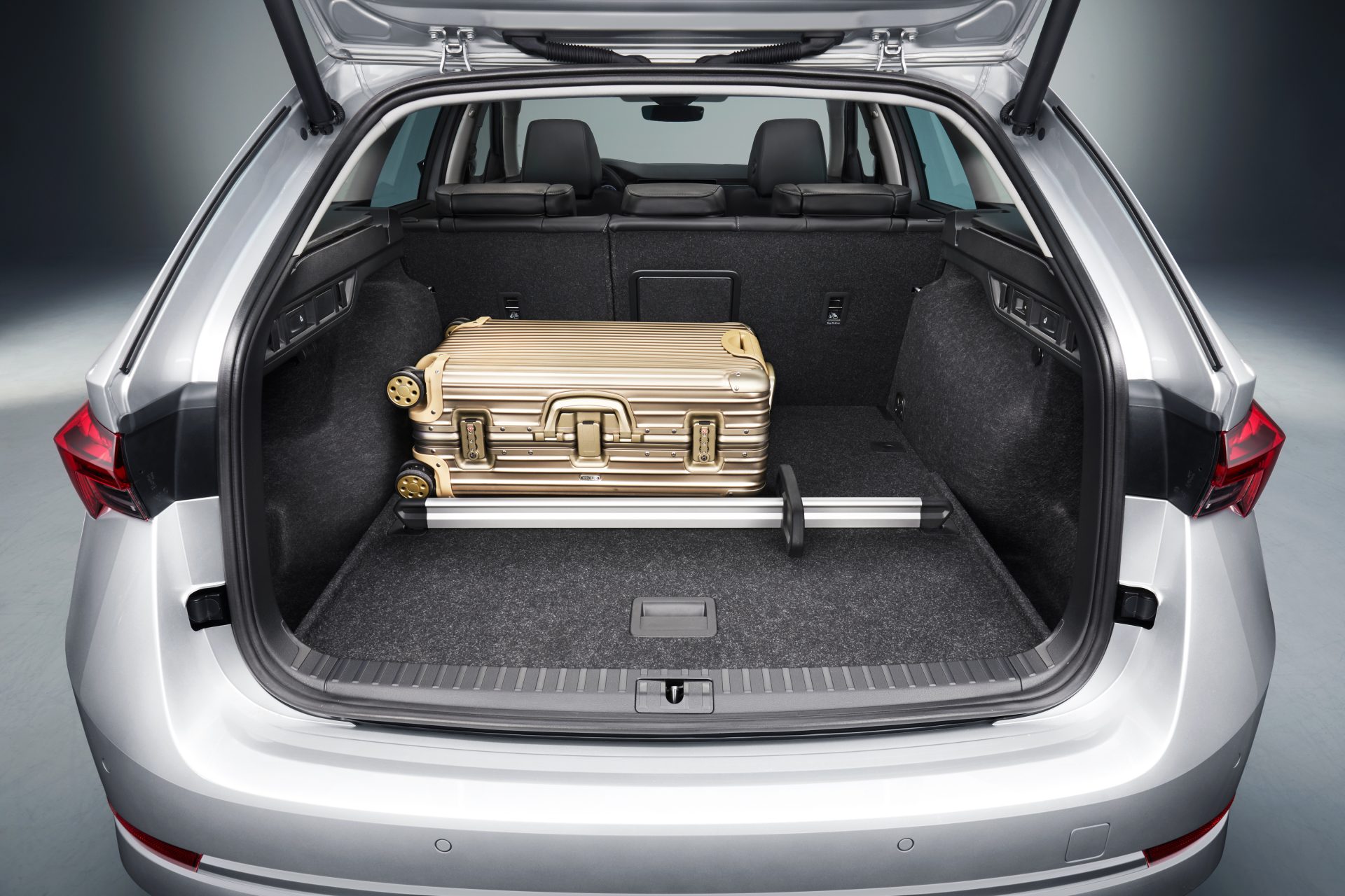 This Video Shows You The Skoda Octavia Combi Kofferraumvolumen In Action - 6u3wuqq