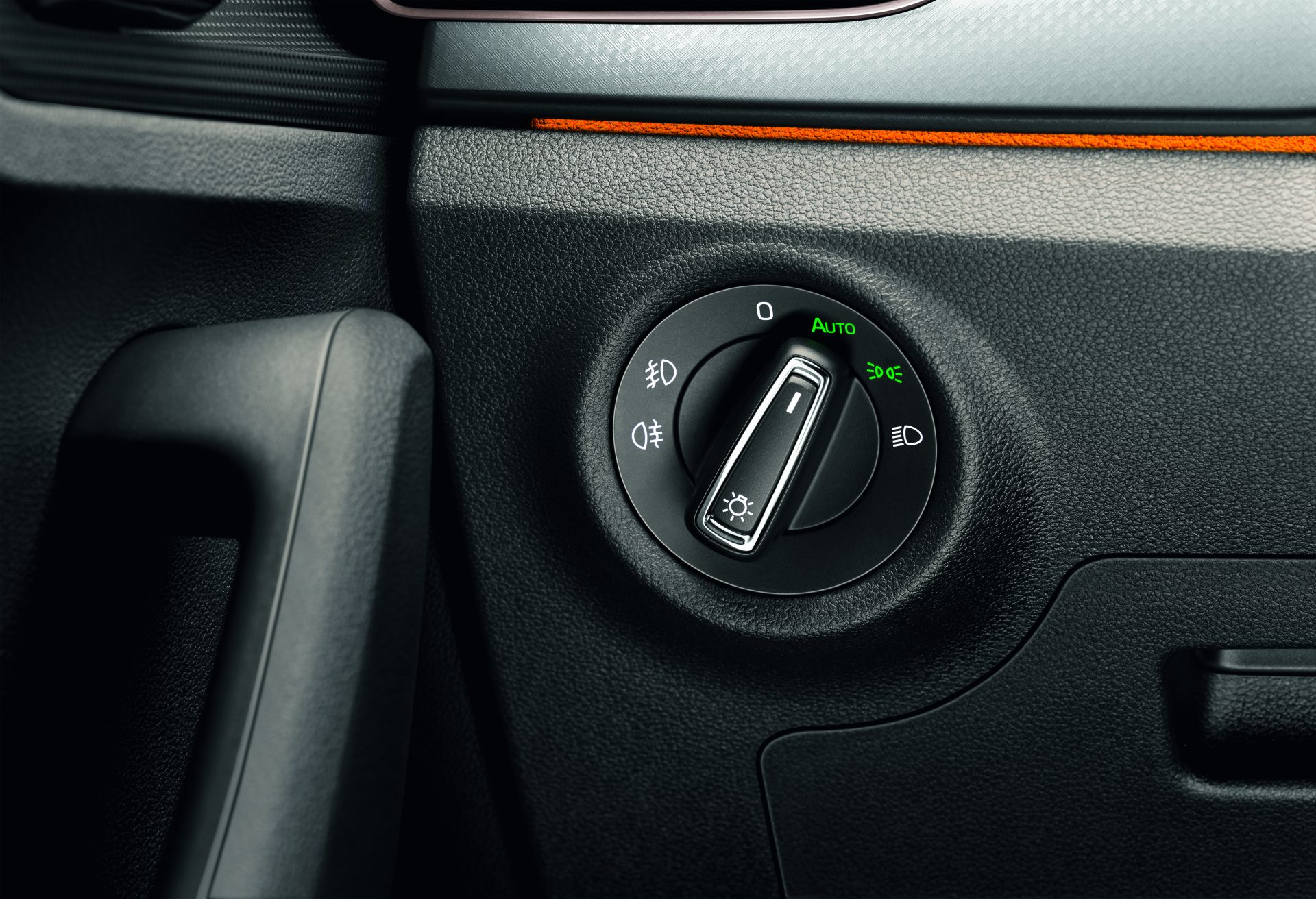 How it works lights that switch themselves on and off Škoda Storyboard