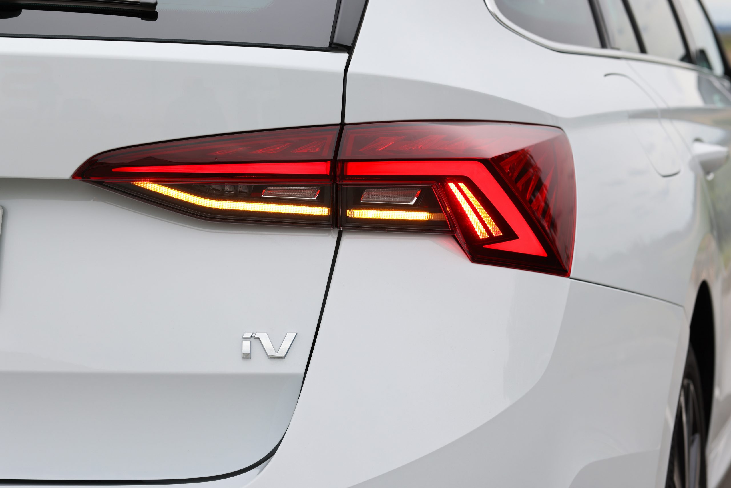 ŠKODA OCTAVIA COMBI iV - Škoda Storyboard