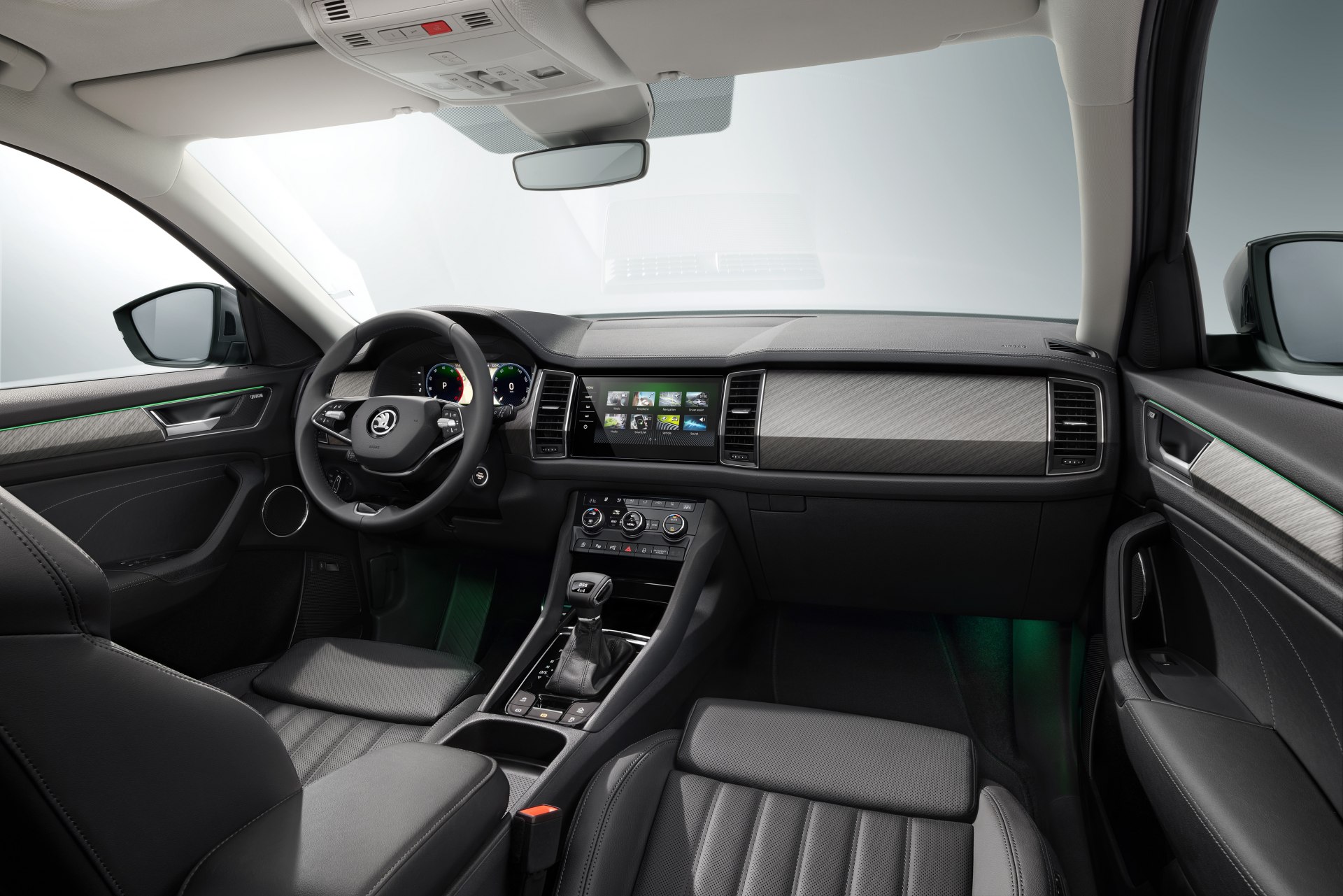 Interior: further comfort features take the interior to a new level ...