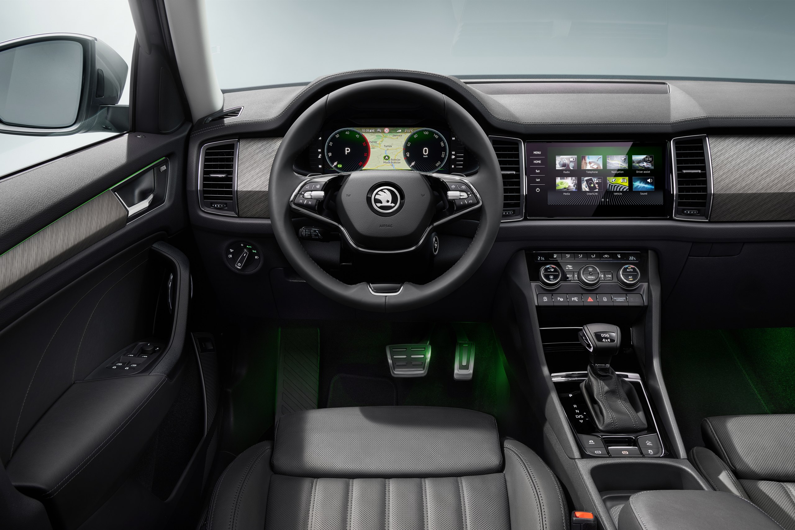 Interieur Neue Komfort Features Heben Das Interieur Auf Ein Neues 