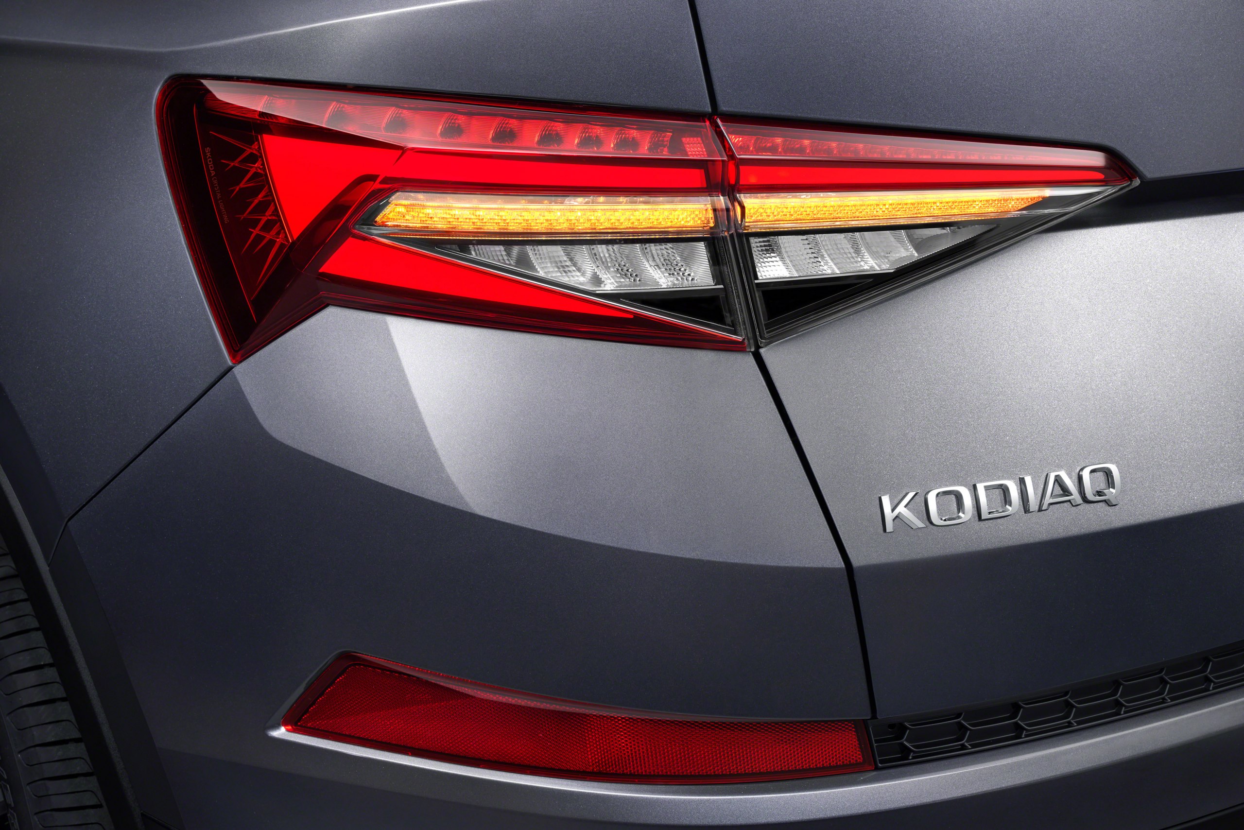 The rear lights with full LED technology and narrower, more chiselled ...