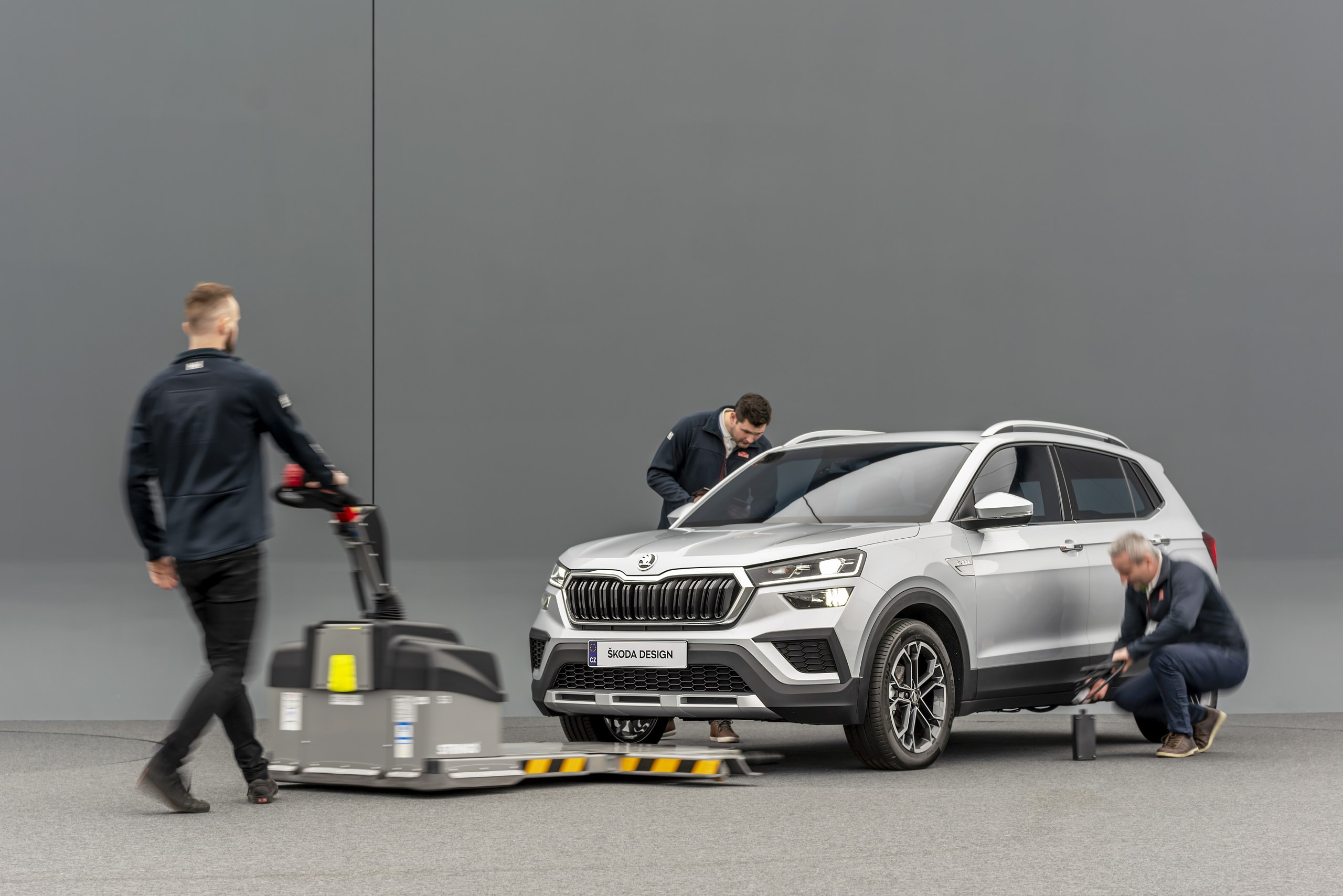 Painstaking preparation is essential before models are transported ...