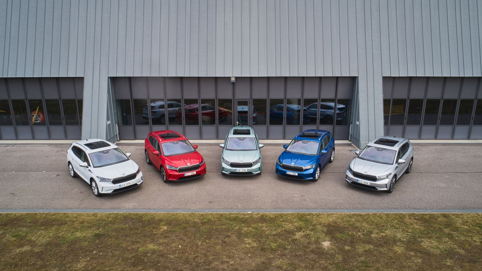 „Plug & Charge“ für ENYAQ iVFamilie startet Škoda Storyboard