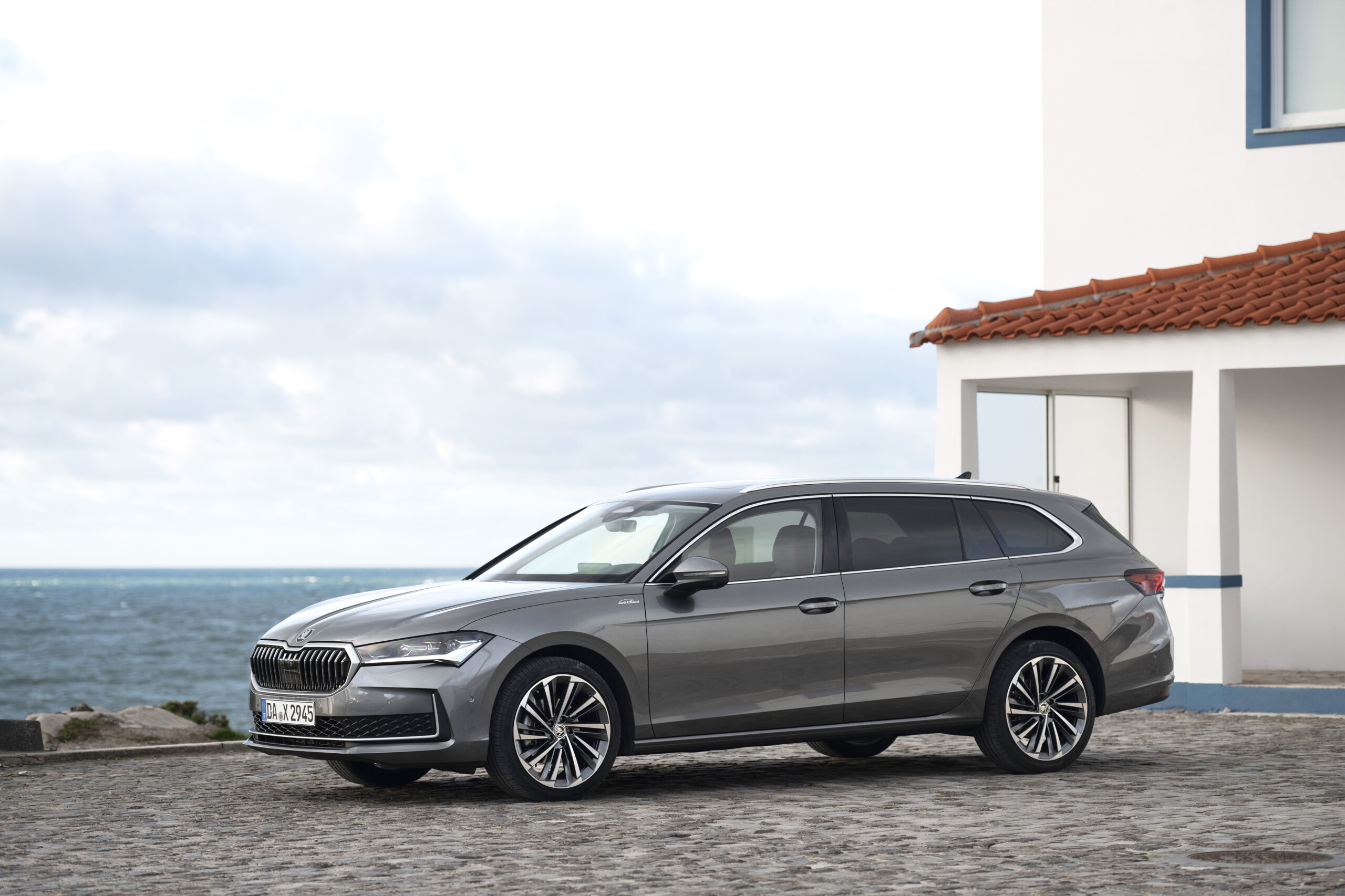 Škoda Superb Combi L&K - Škoda Storyboard