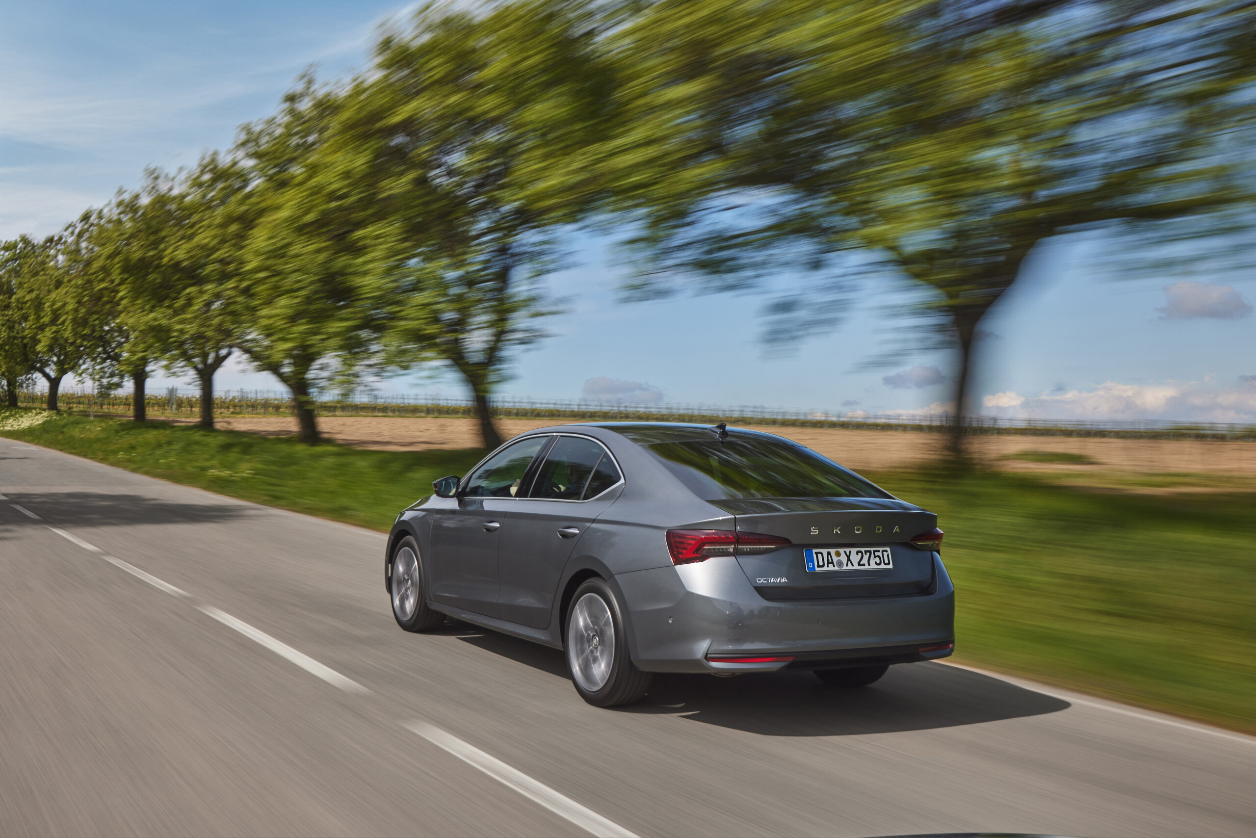 Connectivity New services and enhanced user experience with AIbased