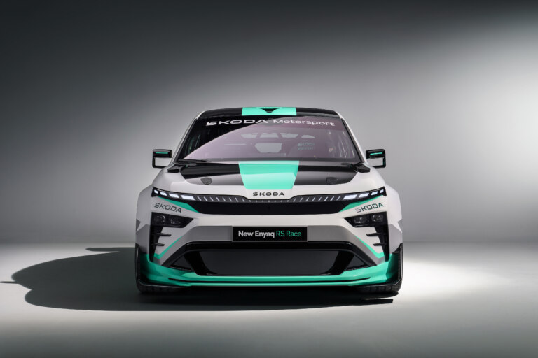 Nový Enyaq RS Race