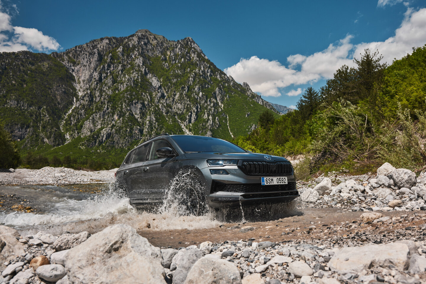 Karoq 4×4: Kompaktní a všestranný vůz do přírody