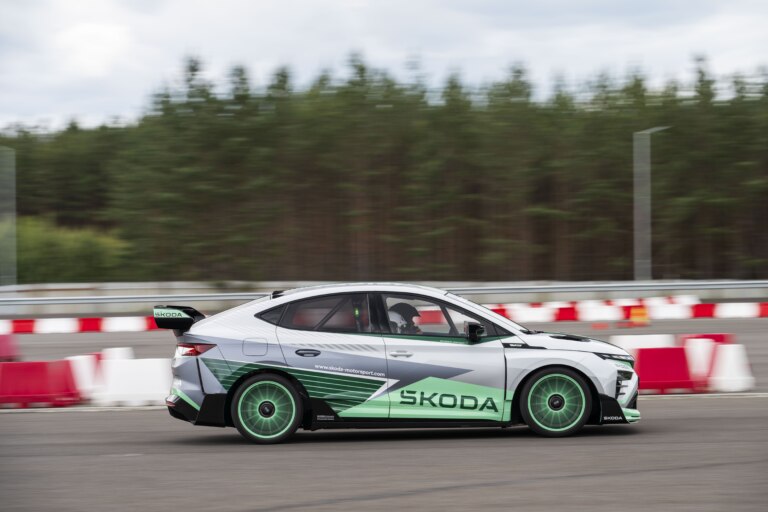 Škoda Enyaq RS Race: budoucnost přijíždí rychle