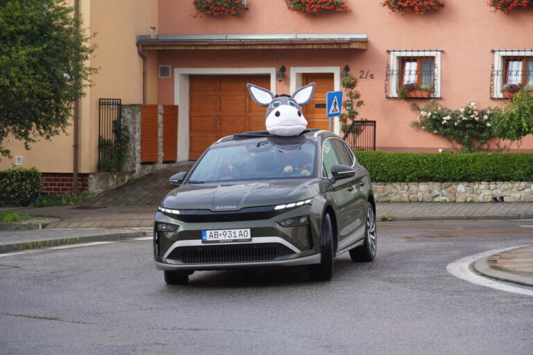 Projekt Bezpečne a bez somarín pokračuje aj tento rok. Zameriava sa na ohľaduplnosť na cestách, chodníkoch aj cyklotrasách