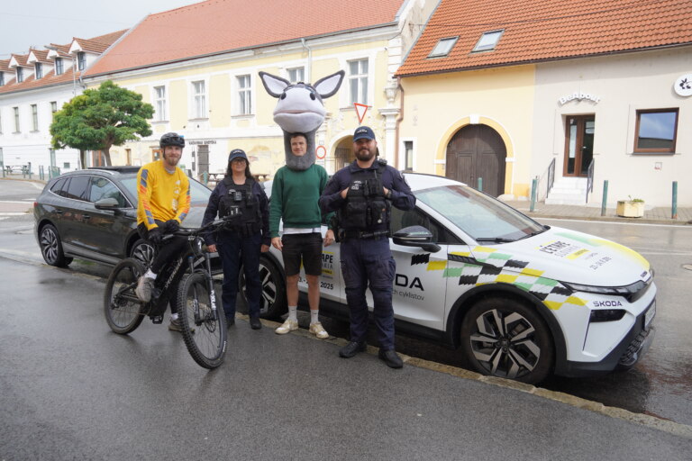 Projekt Bezpečne a bez somarín pokračuje aj tento rok. Zameriava sa na ohľaduplnosť na cestách, chodníkoch aj cyklotrasách