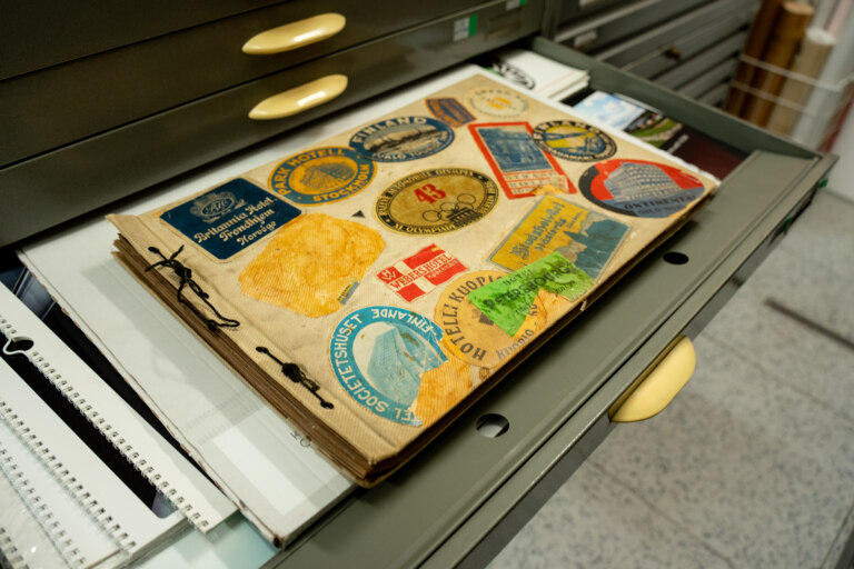 So Škodou Rapid za polárny kruh a na olympiádu