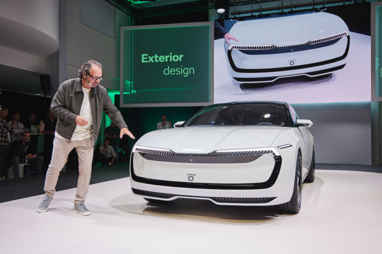 World Premiere of the Škoda Vision O: Press Materials and Highlights