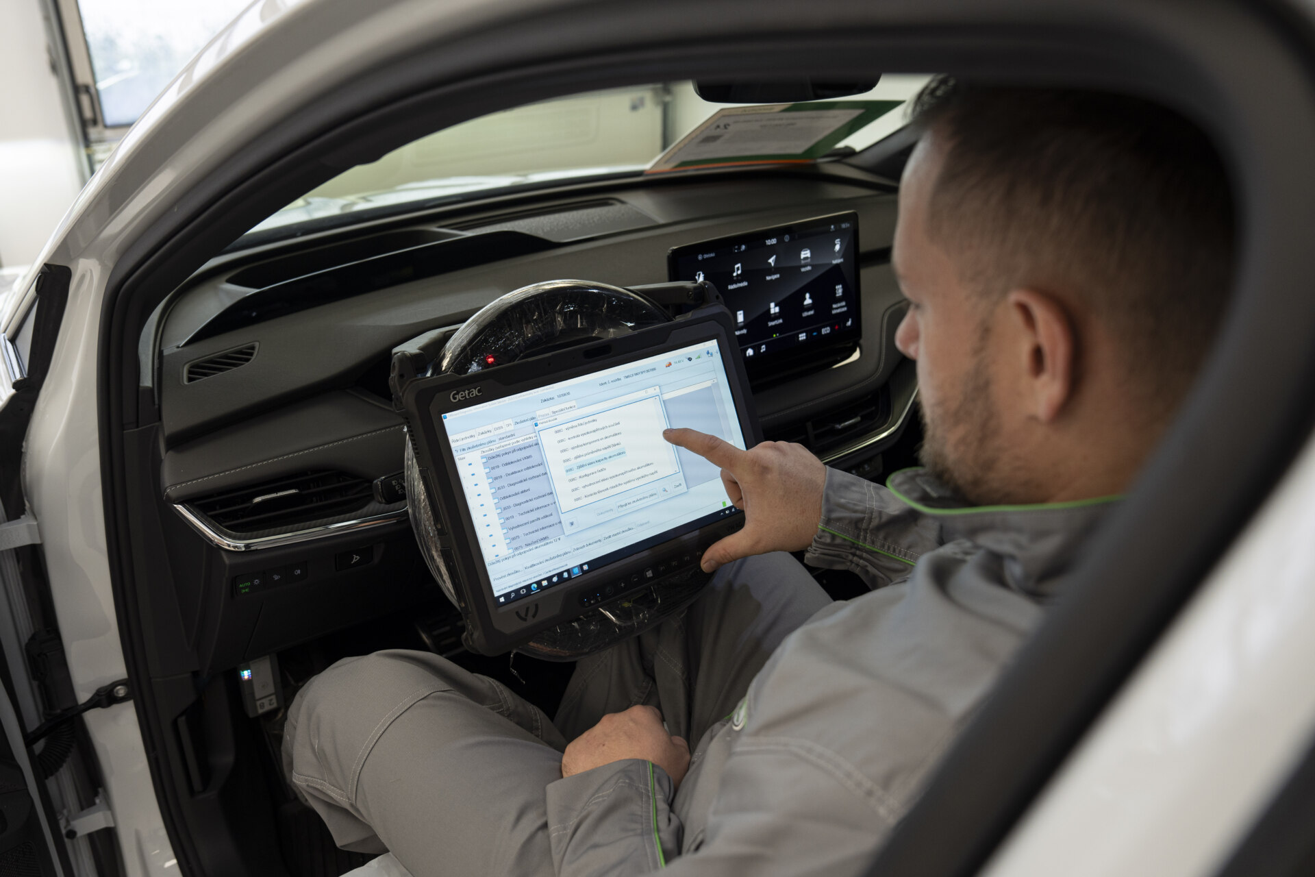 Měřit stejně všem. Jak vypadá kontrola baterie ojetého elektromobilu