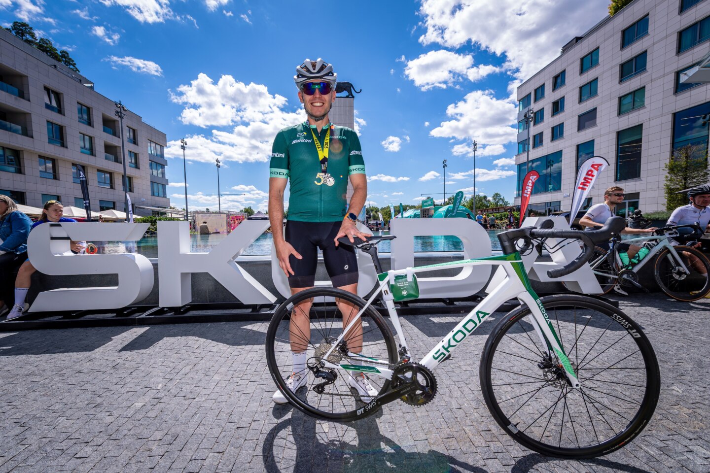 Škoda Auto Slovensko testuje praktickú cyklolekárničku v spolupráci so zdravotnou službou ZaMED
