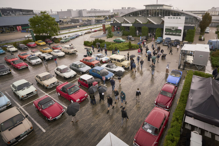 Škoda Classic Tour: Veteránská jízda zaměstnanců Škoda Auto ve znamení oslav 130. výročí mladoboleslavské automobilky