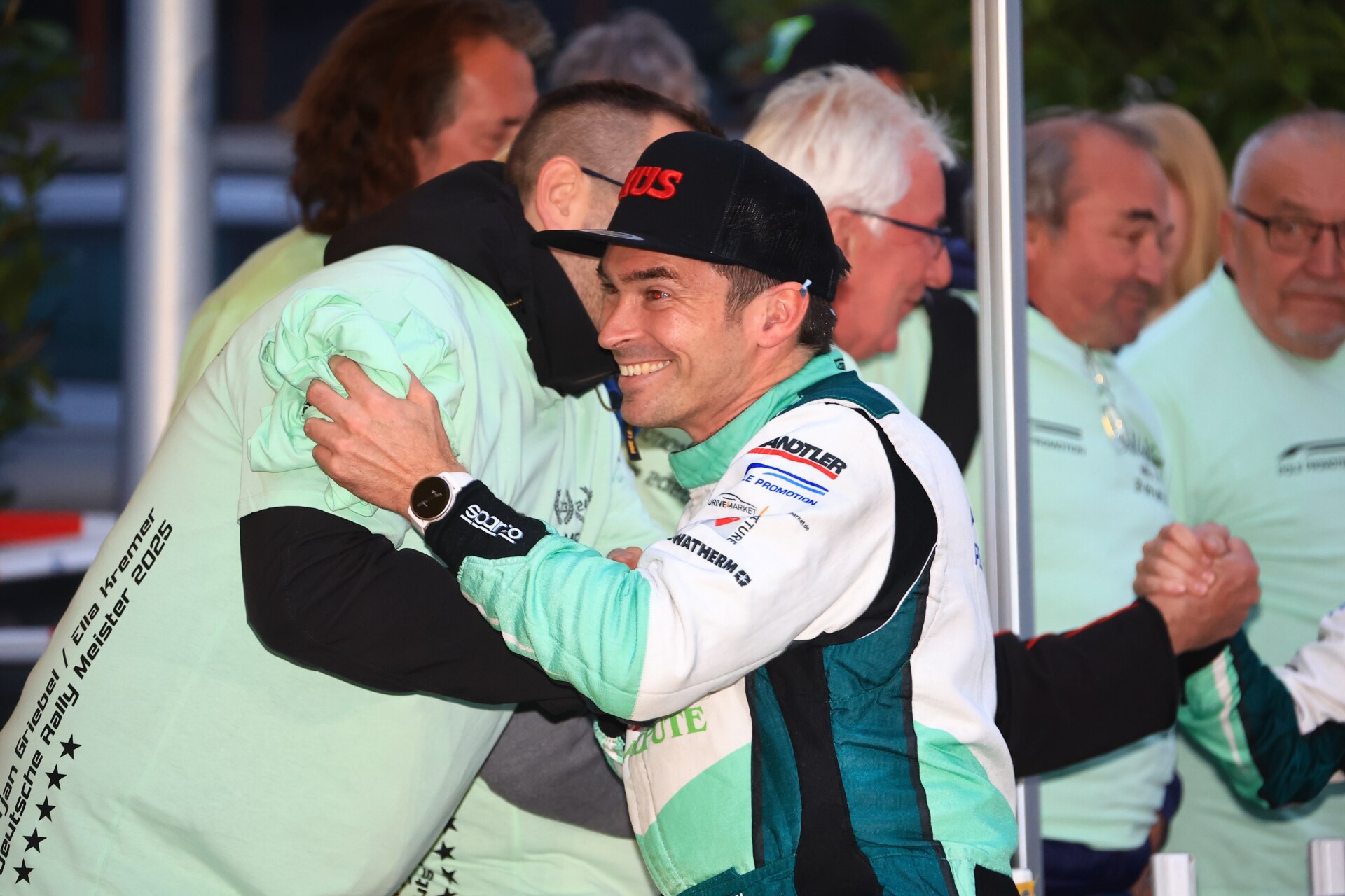 High five, Marijan Griebel!