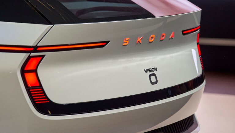 Studie Vision O naznačuje pojetí budoucího elektrického kombi