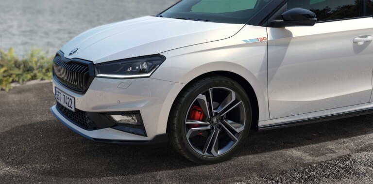 Škoda Fabia 130: speciální model oslavuje výročí společnosti Škoda Auto a její tradici v motorsportu