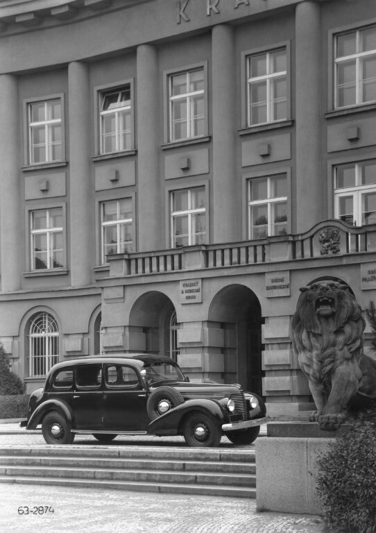 Škoda Superb 3000 OHV (1938-1949)