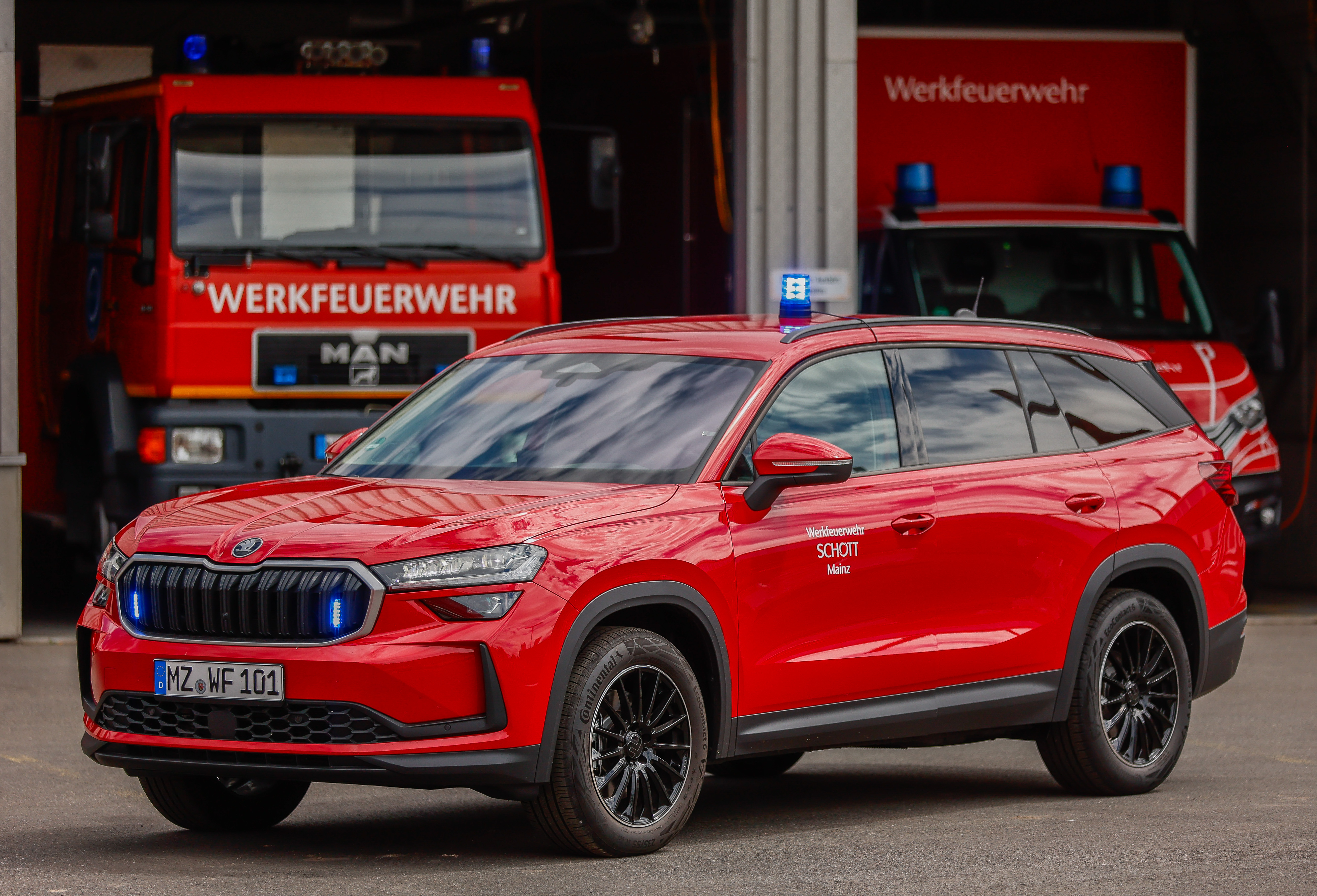 Der Škoda Kodiaq für Polizei und Feuerwehr im Einsatz