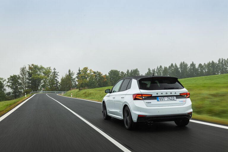 Rýchlejšia a zábavnejšia. Nová Škoda Fabia 130 miluje zákruty