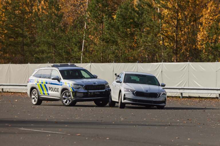 A demonstration of the PIT maneuver, in which a police vehicle stops the pursued vehicle