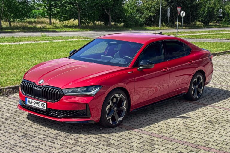 Tri tisícky kilometrov s najsilnejším Superbom. Ako zvládol taliansku výzvu?