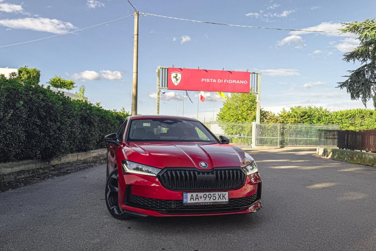 Tri tisícky kilometrov s najsilnejším Superbom. Ako zvládol taliansku výzvu?