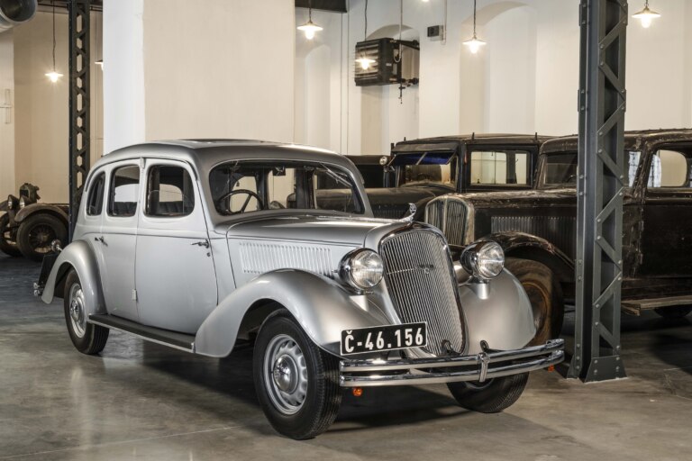 Škoda Superb (1936)