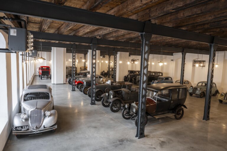 Depozitář Škoda Auto