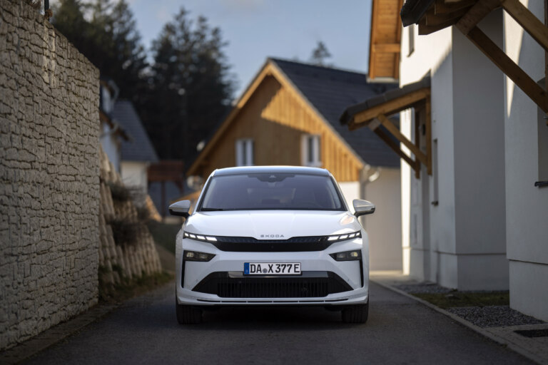 Der_neue_Enyaq_2025_Coupe_85_131123_dc5da85d