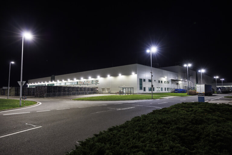 Bezkonkurenčná rýchlosť dodávok originálnych dielov prináša zákazníkom značky Škoda servis bez zbytočných prestojov