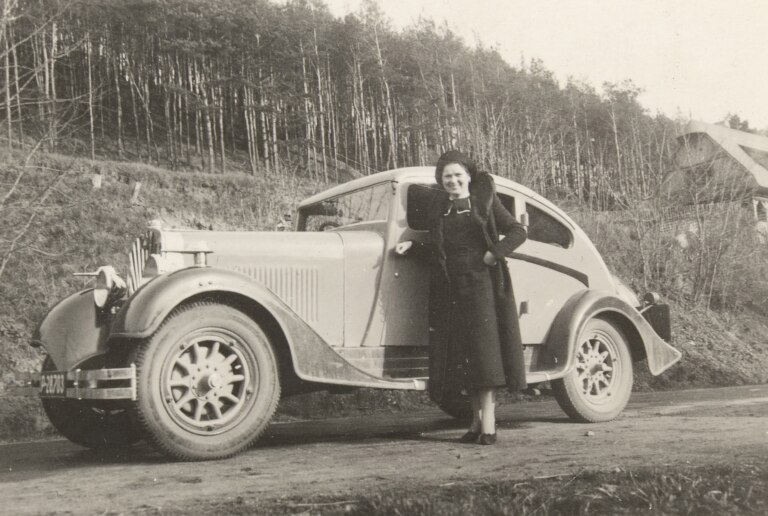 L&K Škoda 110 Cupé period photo