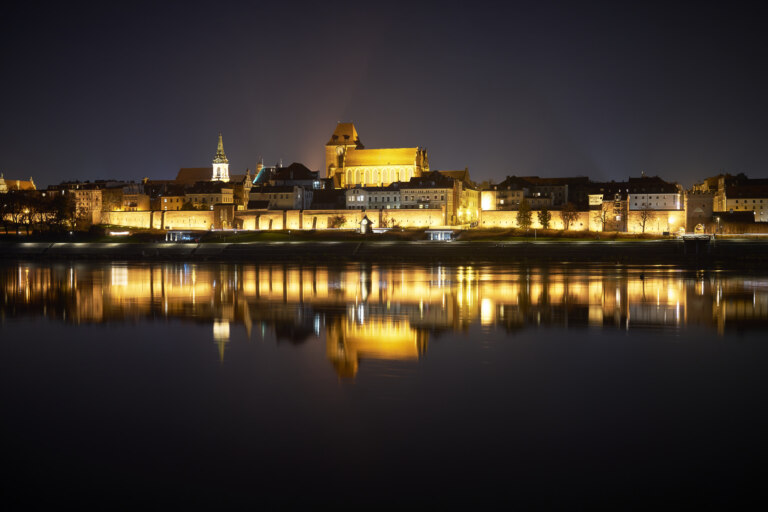 Toruň je nádherné město s čistými ulicemi a všudypřítomnou historií.