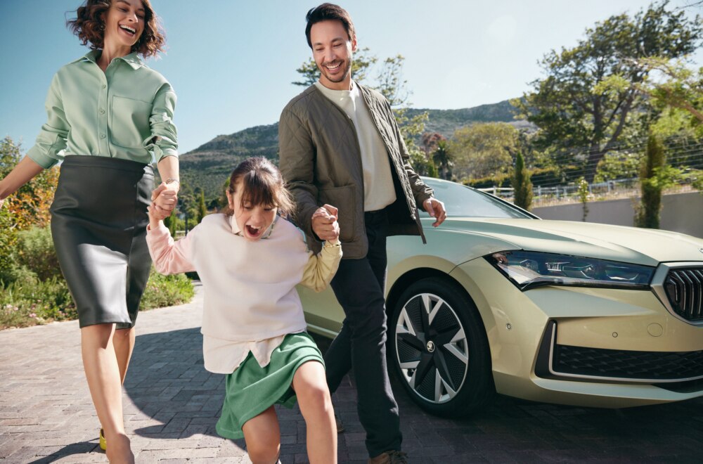 Superb-NG-Launch-Combi-family-211111_fa17c41c-e1715331549794_e32a8d4a